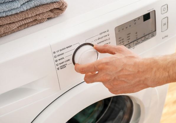 Tips for Washing Bright Colored Garments